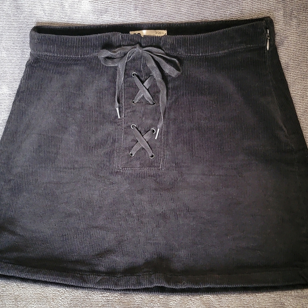 SO Skirt X 2!! Solid Black & Blue/Gray Plaid Mini Skirt Sz 3/26 Women's LIKE NEW - Picture 6 of 14